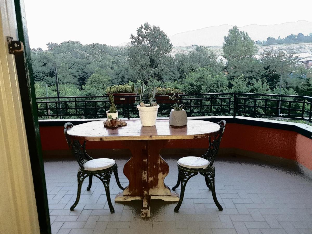 B&B Tre Passi Dalla Torre Montesarchio Ngoại thất bức ảnh