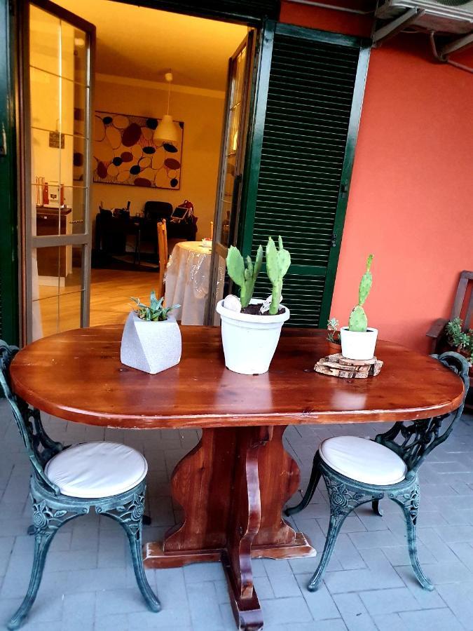 B&B Tre Passi Dalla Torre Montesarchio Ngoại thất bức ảnh