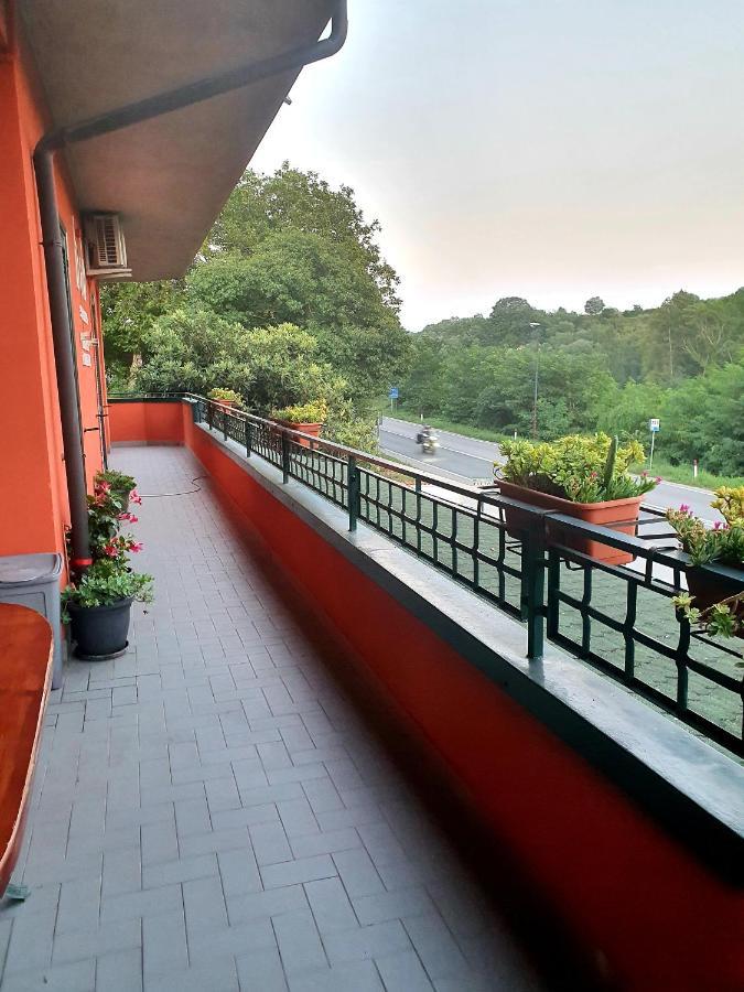 B&B Tre Passi Dalla Torre Montesarchio Ngoại thất bức ảnh