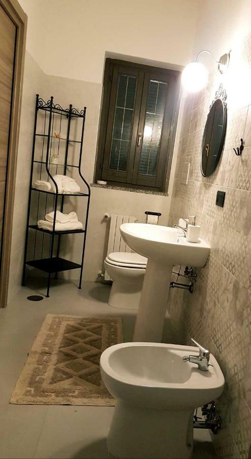 B&B Tre Passi Dalla Torre Montesarchio Ngoại thất bức ảnh