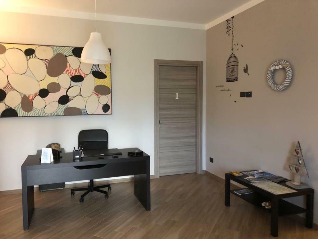 B&B Tre Passi Dalla Torre Montesarchio Ngoại thất bức ảnh