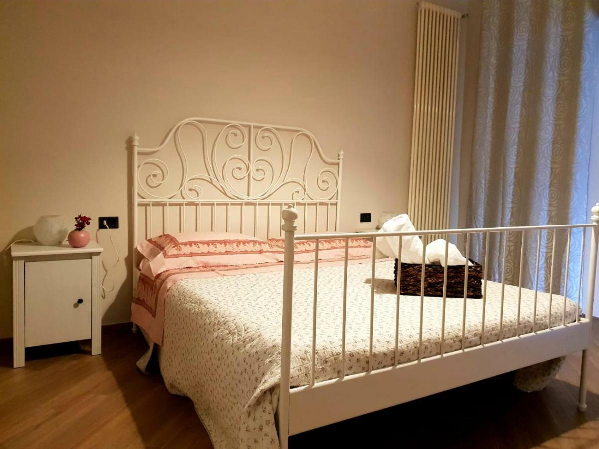 B&B Tre Passi Dalla Torre Montesarchio Ngoại thất bức ảnh